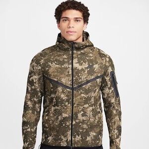NWT Nike Sportswear Tech Fleece 2-piece Hoodie/Joggers - Olive/Baroque Brown